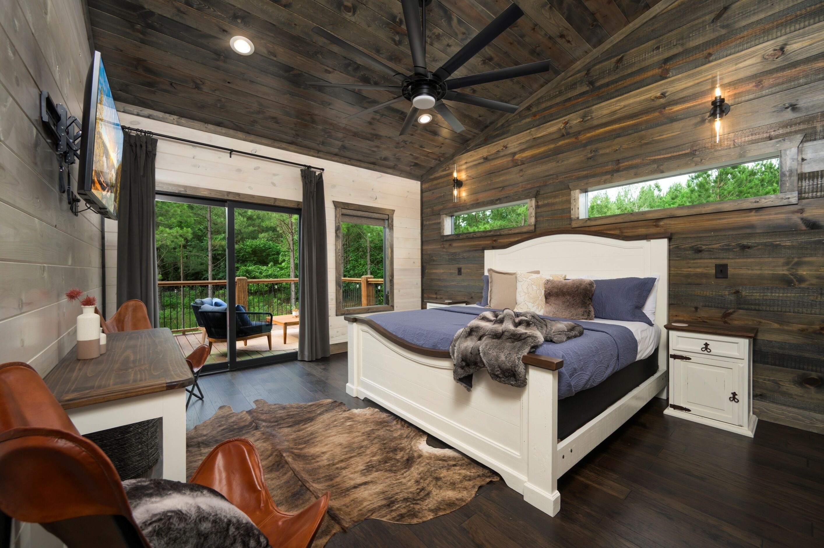 Cuna de viaje, wifi gratis y ropa de cama 