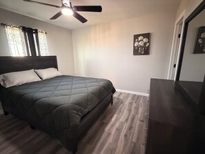 2 chambres, accès au Wi-Fi (inclus), literie fournie
