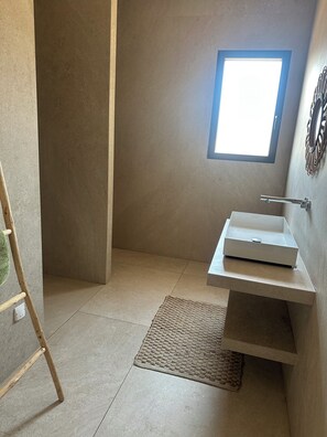 Hair dryer, towels, toilet paper