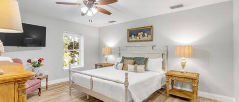 5 chambres, fer et planche à repasser, Wi-Fi, draps fournis