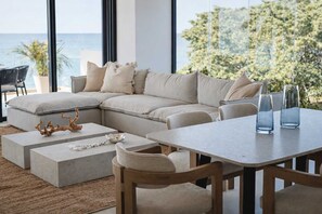 TV, table football, offices - Panarea 1A | Beachfront Corner 4BR + Kids' Room, Sleeps 11 & Ocean Views (Bucerías)