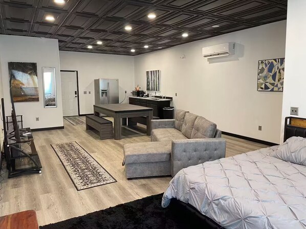 1 chambre, fer et planche à repasser, Wi-Fi