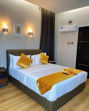 Deluxe Room, Balcony, City View | Desk, laptop workspace, blackout drapes, soundproofing - Rita's Luxury Homes (Abuja)