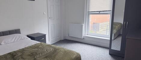 Ferro/asse da stiro, Wi-Fi, lenzuola