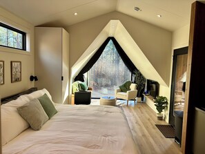 2 bedrooms, WiFi, bed sheets - Coldwater Cove - New Zook Cabin on 19 Acres (Elberton)