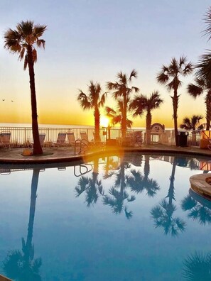 Pool - New Listing Discount! Gulf Front Splash Resort w/ Lazy River (Panama City)