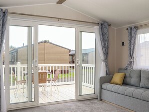 Living area - Caravan A10 at Landscove Holiday Park (Brixham)