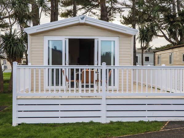 Terrace/patio - Caravan A10 at Landscove Holiday Park (Brixham)
