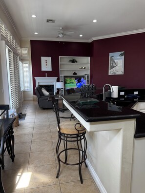 Lobby - Modern  PGA west 3 bedroom house in lovely La Quinta with a stunning pool (La Quinta)
