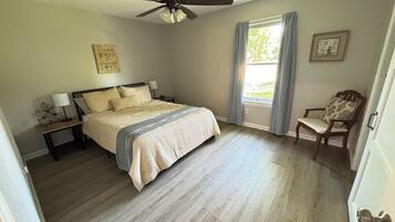 3 soverom, skrivebord, wi-fi (inkludert) og sengetøy