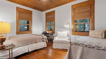 2 chambres, bureau, Wi-Fi gratuit, draps fournis