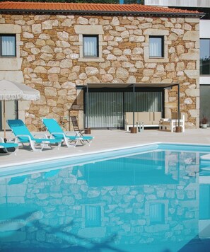 Pool - 6 rooms with private bathroom (Arcozelo)