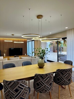 Dining - 6 rooms with private bathroom (Arcozelo)