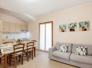Interior - Monte Ruju by Residence Moresca (Golfo Aranci)