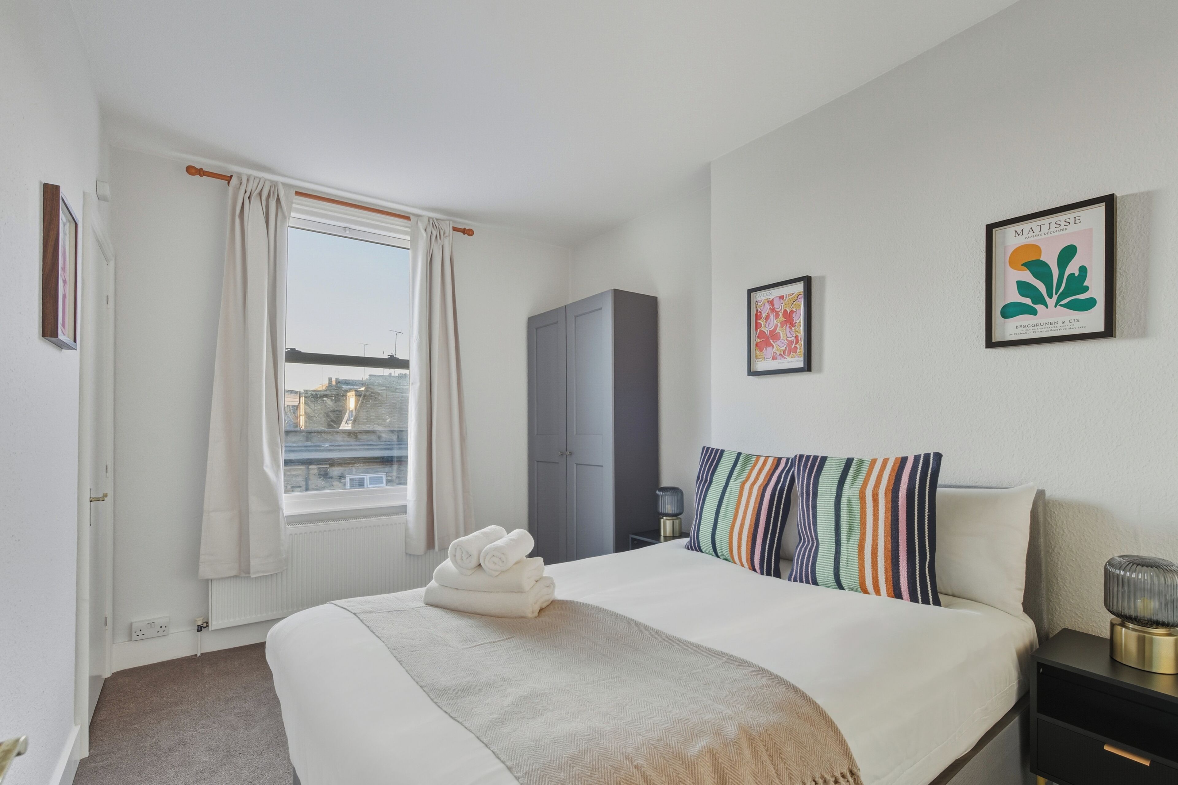 1 quarto, ferros/tábuas de passar roupa, Wi-Fi, roupa de cama