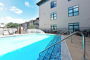 Pool - Movie City TN! (Gated Parking!) (Nashville)