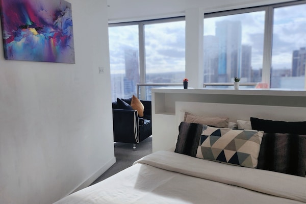 1 Schlafzimmer, BĂŒgeleisen/BĂŒgelbrett, Internetzugang, BettwĂ€sche