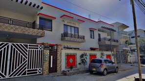 Voorkant van accommodatie