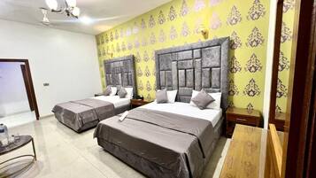 Deluxe Double Room, City View | Soundproofing, iron/ironing board, free WiFi