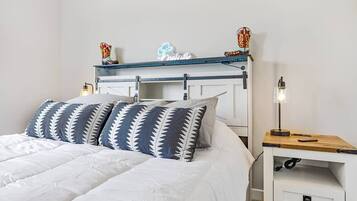 Schreibtisch, Bügeleisen/Bügelbrett, WLAN, Bettwäsche