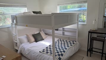 2 Schlafzimmer, Schreibtisch, kostenloses WLAN, Bettwäsche