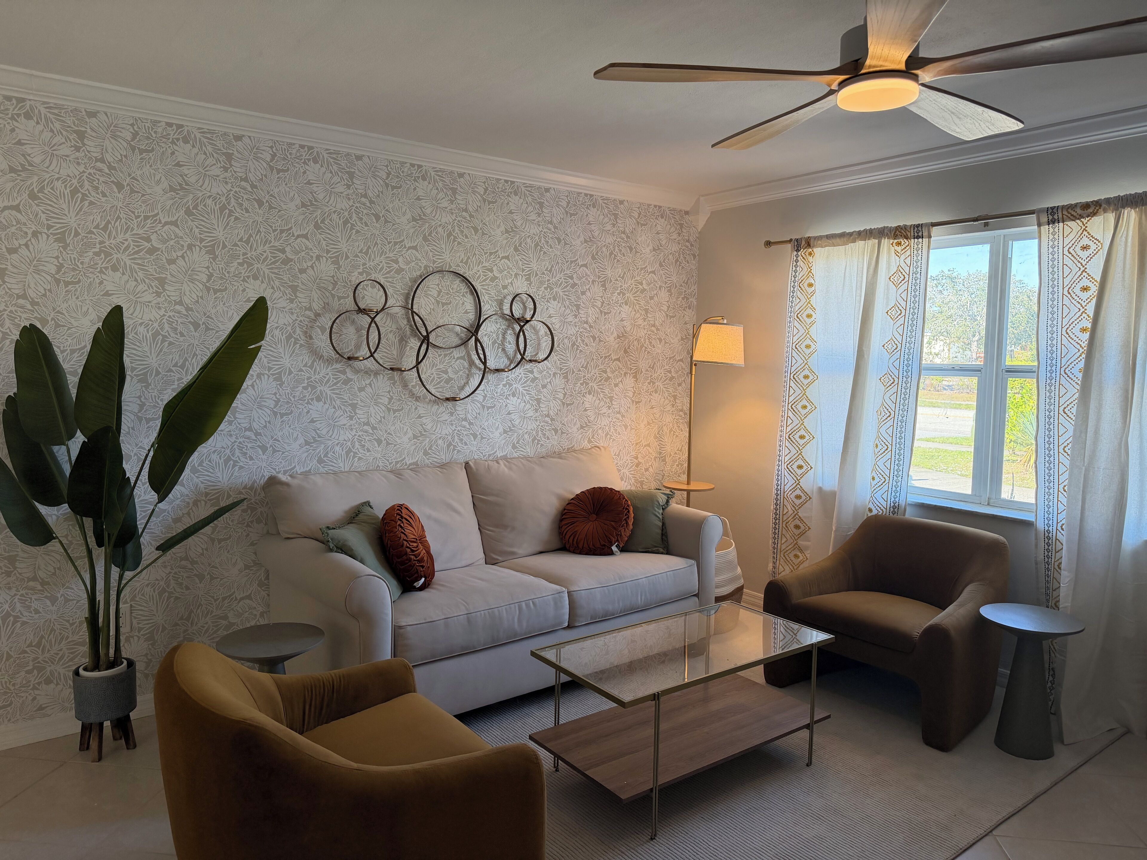 Smart TV, table football