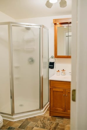 Hair dryer - The Marigold at Mill Creek (Topping)