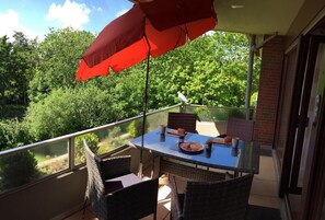 Outdoor dining - Vacation apartment Puustpaus close to the beach (Butjadingen)