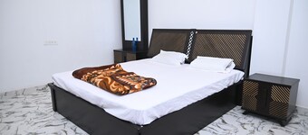 Peaceful home stay in Bodhgaya 
(Only 7 mins away from Main Temple)