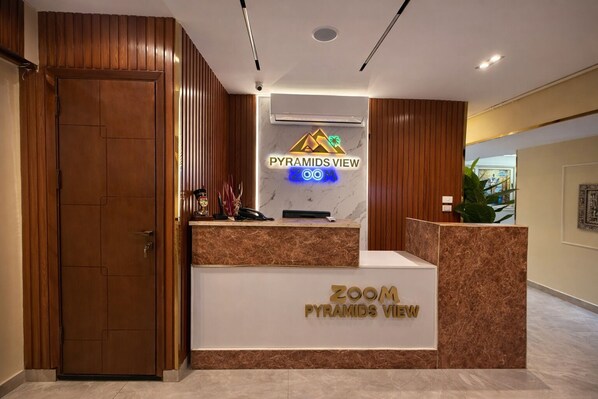 Property grounds - Zoom pyramids view inn (Giza)