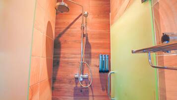 コンフォート ヴィラ | バスルーム