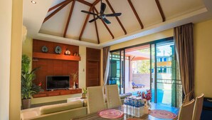 Villa Confort | Restauration dans la chambre