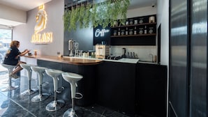 Bar (en la propiedad)