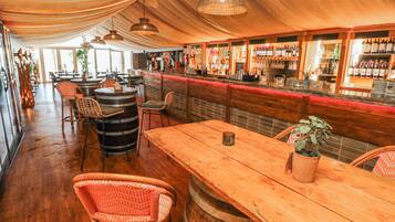 Småhus | Bar (på overnattingsstedet)