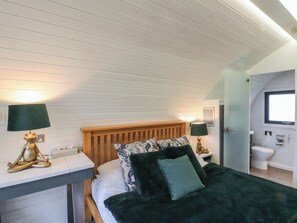 1 phòng ngủ, trang trí khác biệt 