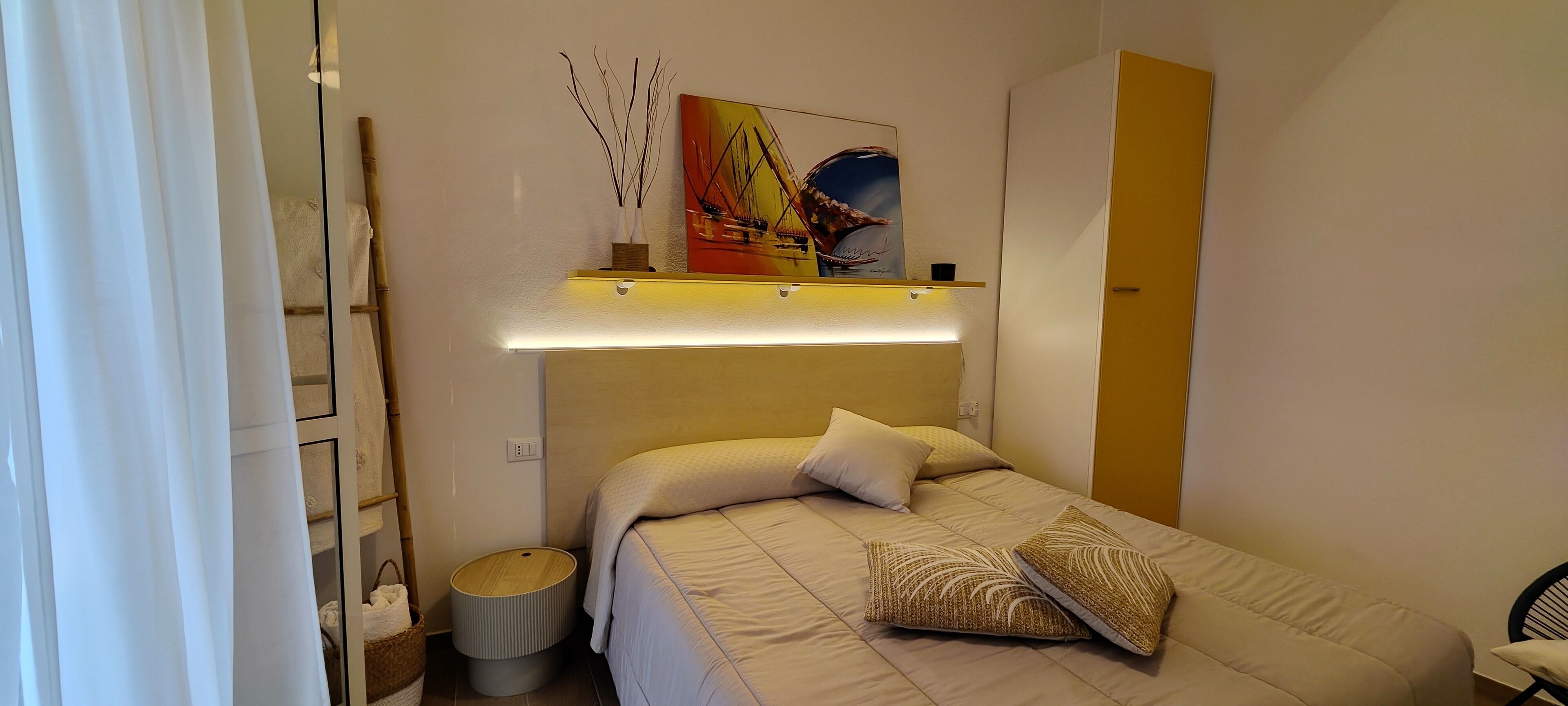 Fer et planche à repasser, draps fournis