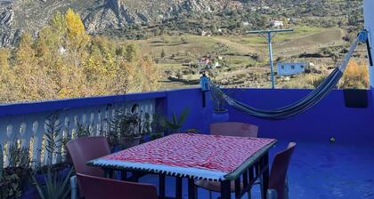 Spacious apartment with terrace - 2 bedrooms, 5 beds, fully equipped