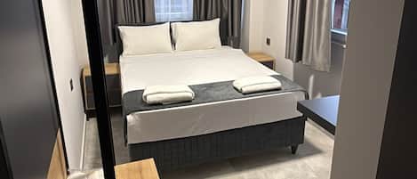 Free WiFi, bed sheets