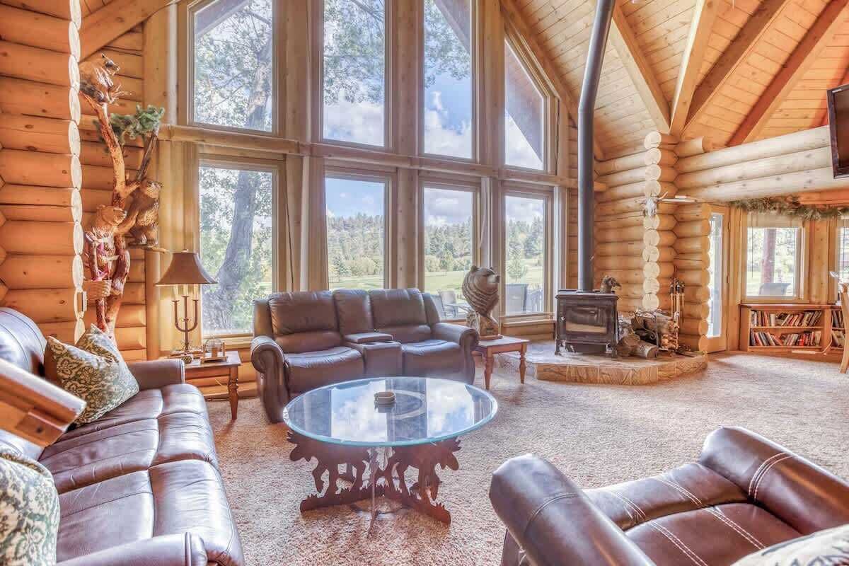 Televisión, chimenea