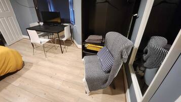 1 bedroom, iron/ironing board, WiFi, bed sheets