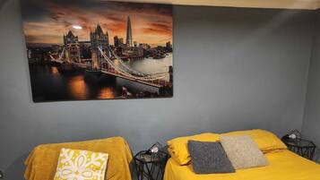 1 bedroom, iron/ironing board, WiFi, bed sheets