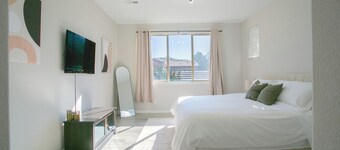 Dreamy 2-bedroom Saddlerock condo