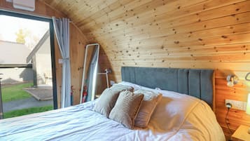 1 bedroom, individually decorated, individually furnished, free WiFi