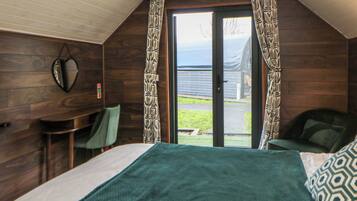 1 bedroom, individually decorated, individually furnished, free WiFi