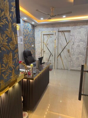 Reception - SABA GUEST HOUSE  (Kolkata)