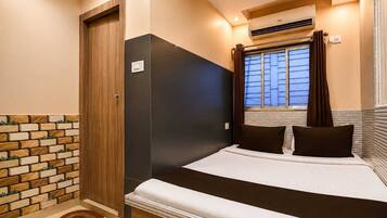 Egyptian cotton sheets, premium bedding, down duvets, Tempur-Pedic beds