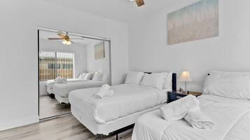 1 habitación, tabla de planchar con plancha, wifi y ropa de cama