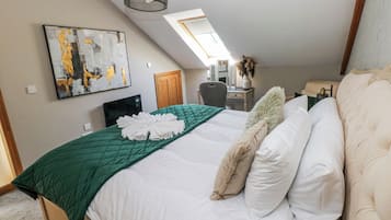 Cottage | 1 bedroom, individually decorated, individually furnished, free WiFi