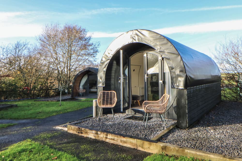 Glamping Pod 10 - Gower - Landimore