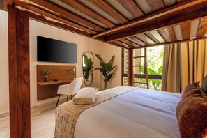 Grand-Apartment, 2 Schlafzimmer, Terrasse, Blick auf den Innenhof